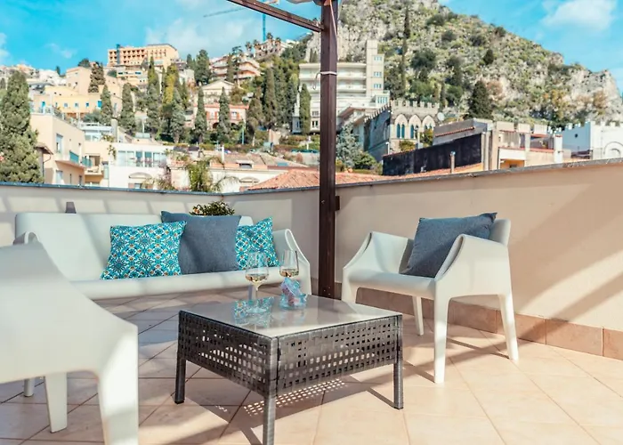 Mosaico Taormina Guest House